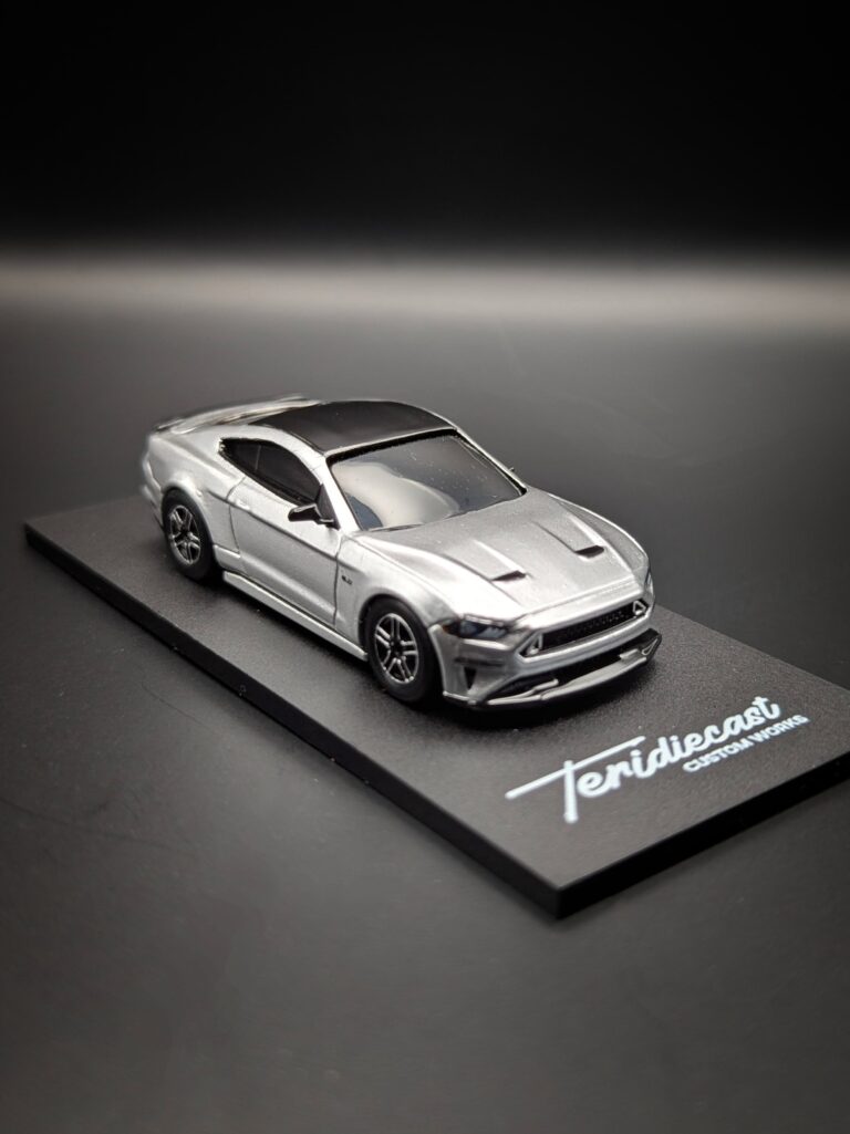 Diecast 2022 Mustang GT - Passenger's side, front 3/4 view