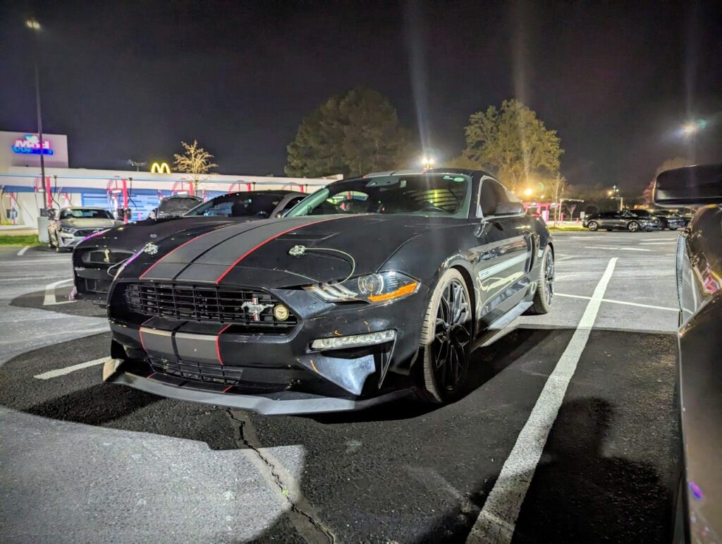 S550 Mustang - Driver's side, front 3/4