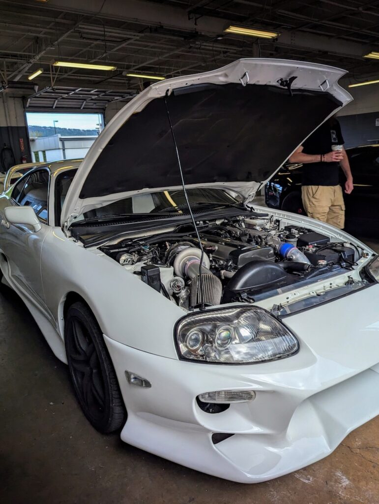 Toyota Supra - Passenger's side, front 3/4