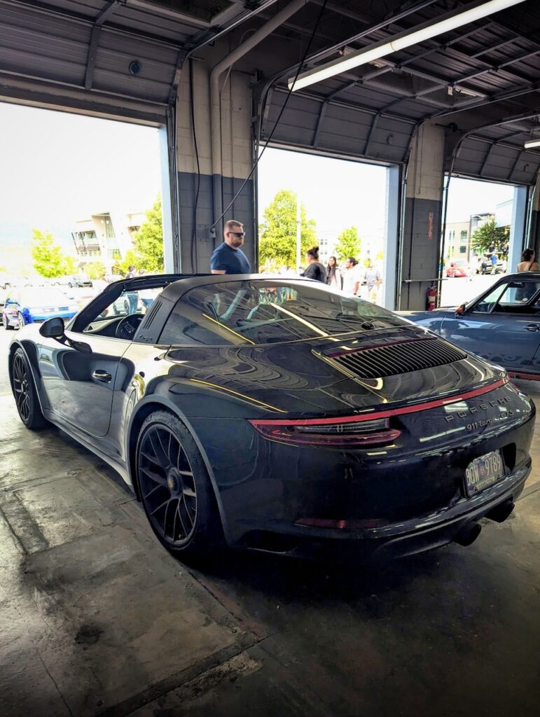Porsche 911 Targa - Driver's side, rear 3/4