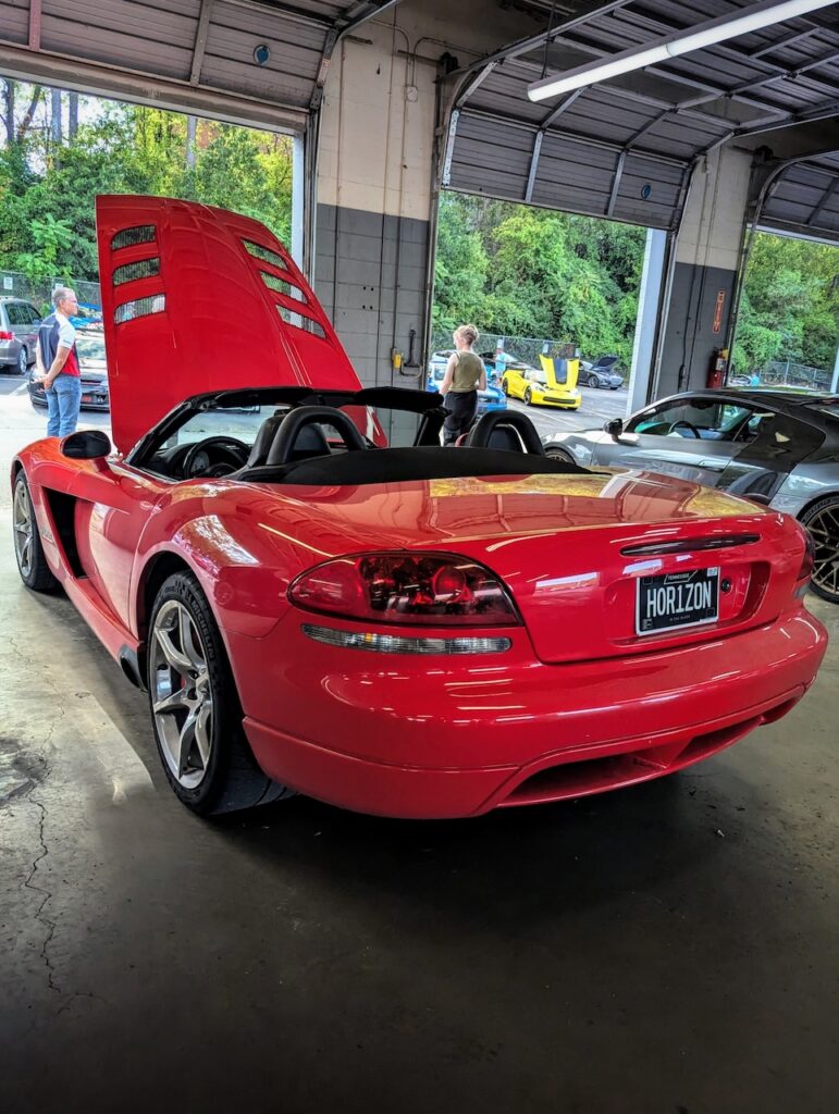 Dodge Viper - Driver's side, rear 3/4