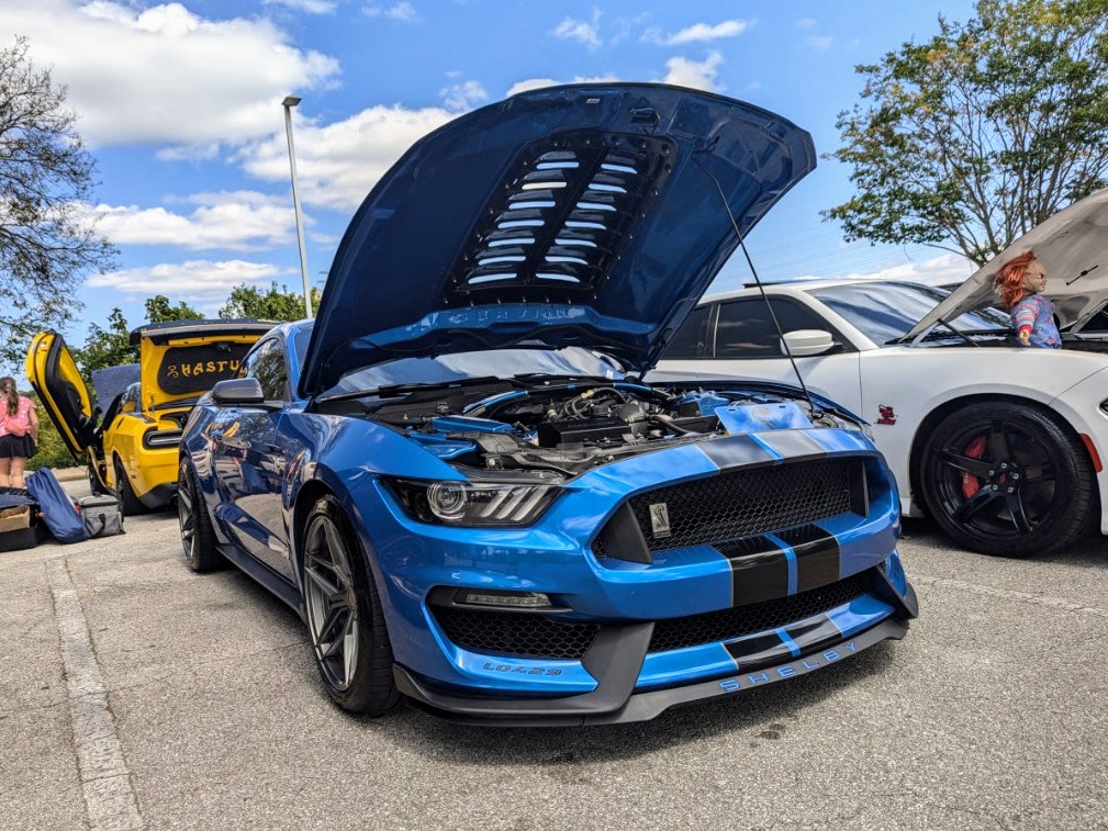 Ford Mustang - Passenger's side, front 3/4
