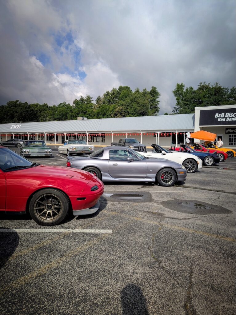 Mazda Miatas - Passenger's side, profiles