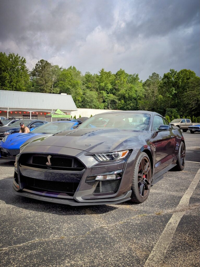 Ford Mustang GT500 - Driver's side, front 3/4