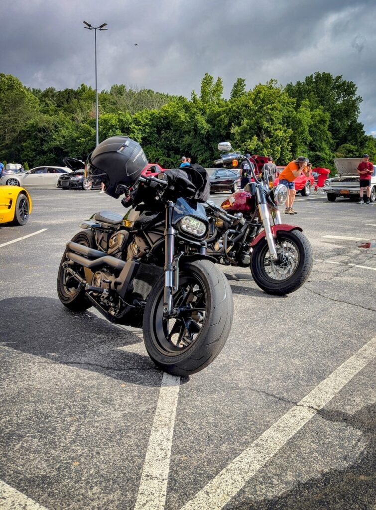 Harley-Davidson Sportster S and Softail - Front 3/4