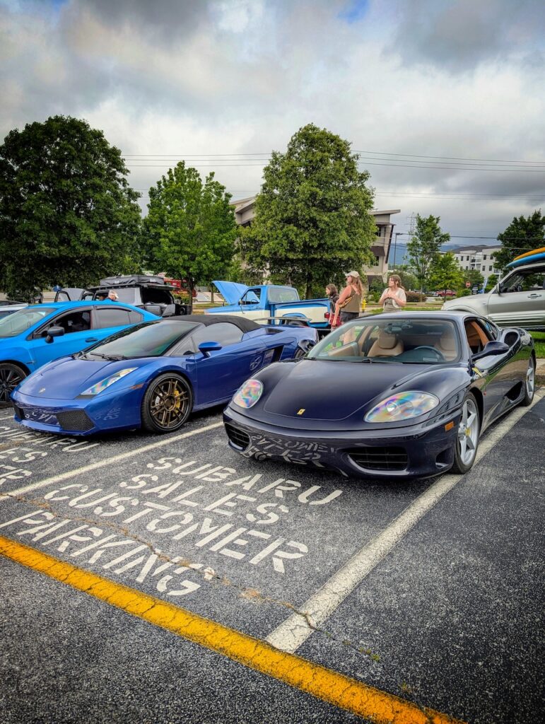 Ferarri 360 and Lamborghini Gallardo - Driver's side, front 3/4