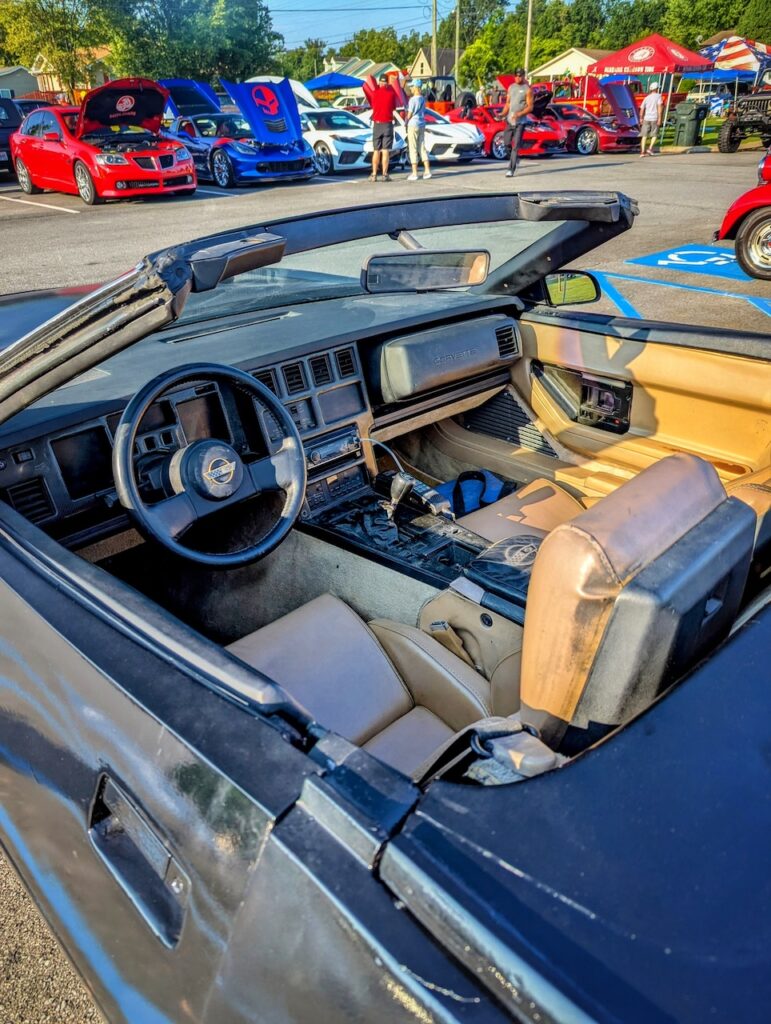 Ferrari Daytona (Corvette Kit Car) - Interior