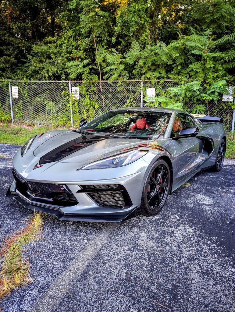 Chevrolet Corvette - Driver's side, front 3/4