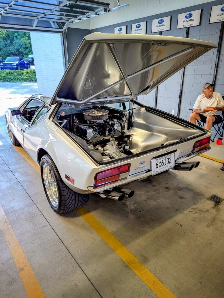 De Tomaso Pantera - Driver's side, rear 3/4