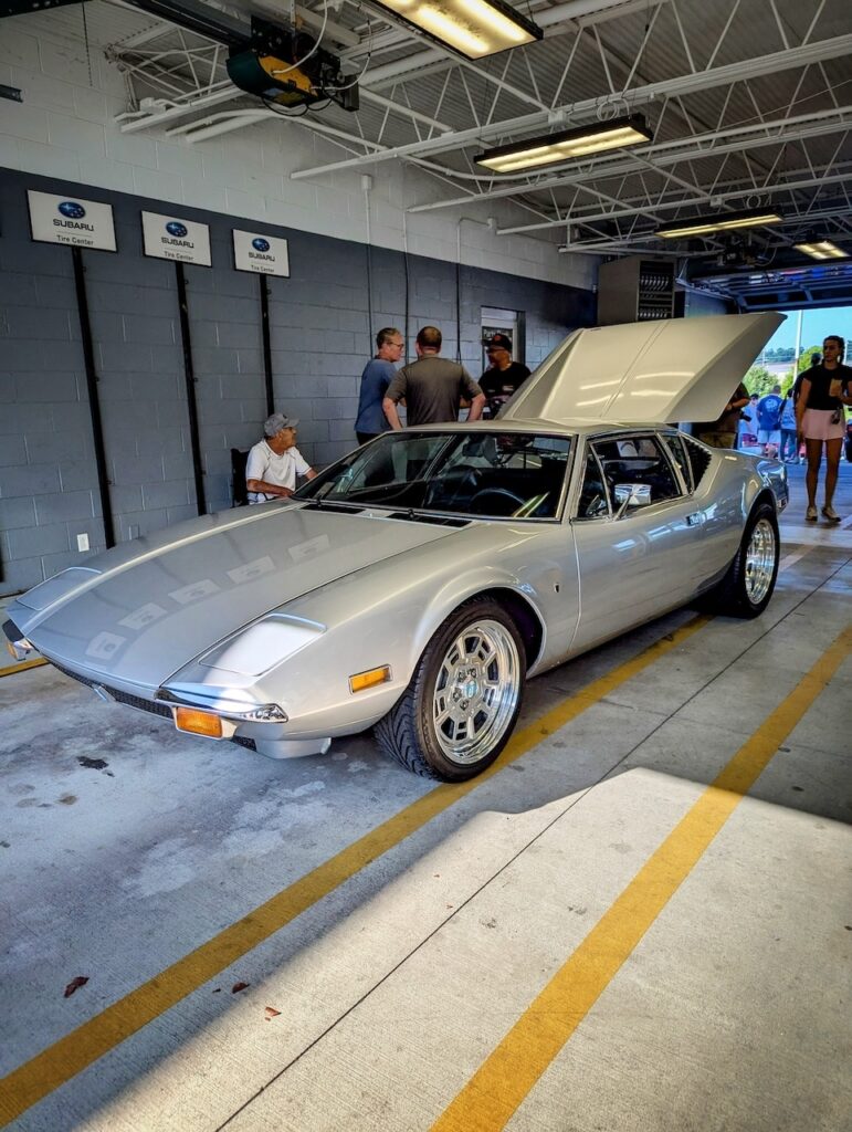 De Tomaso Pantera - Driver's side, front 3/4