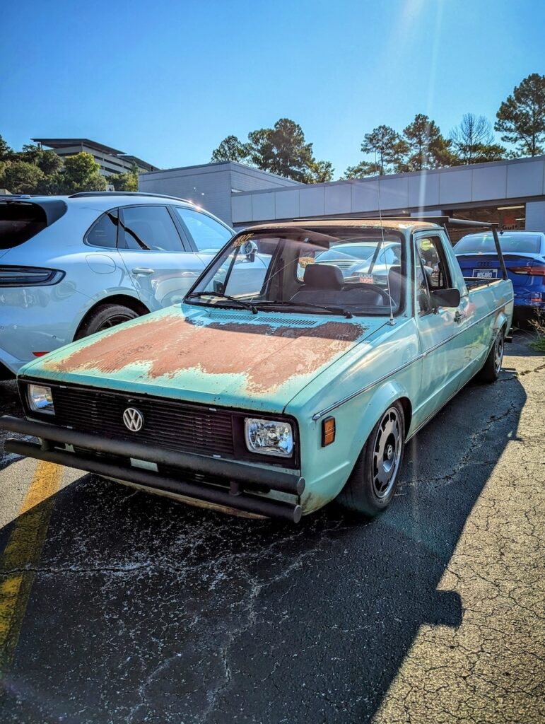 Volkswagen Caddy - Driver's side, front 3/4