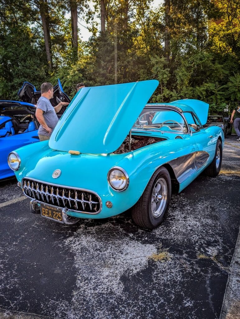 Chevrolet Corvette - Driver's side, front 3/4