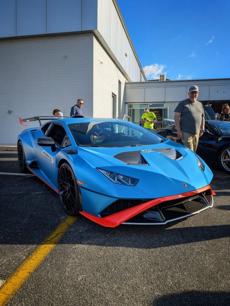 Lamborghini Huracán STO - Front 3/4